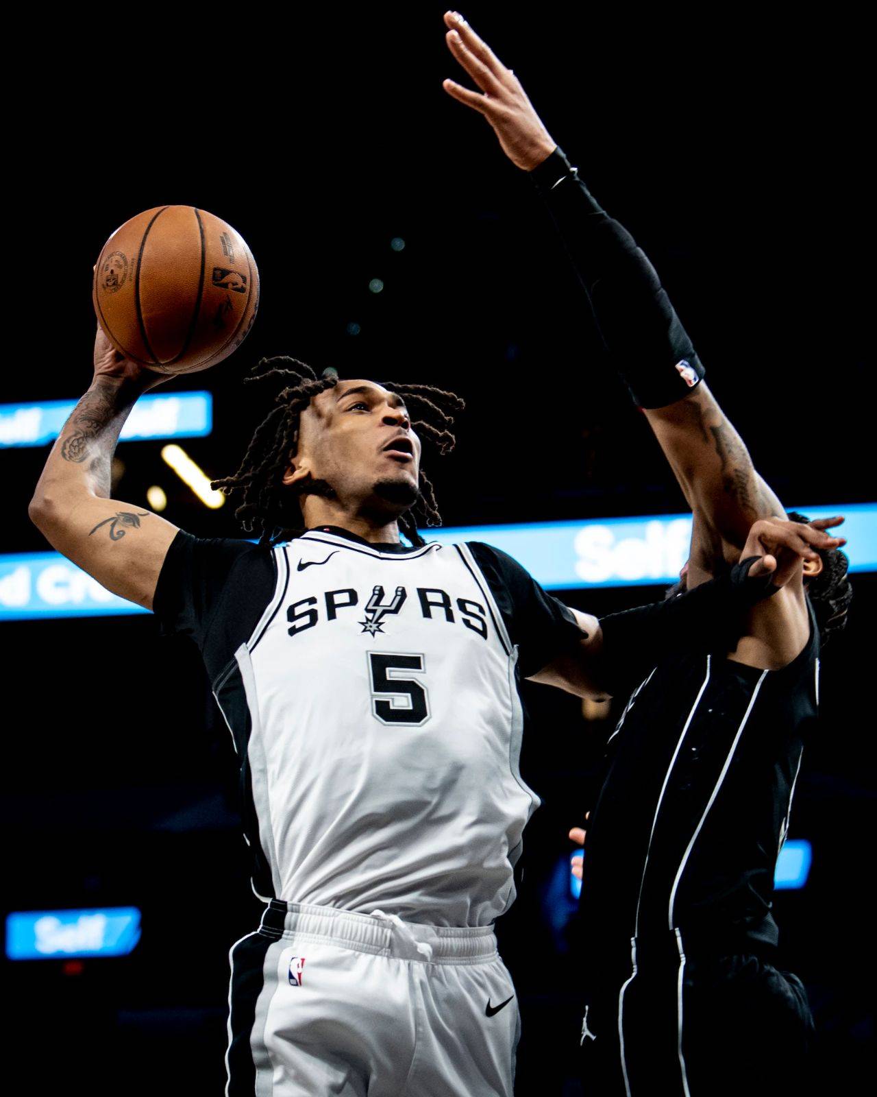 篮网B队血洗马刺，米切尔制霸全场