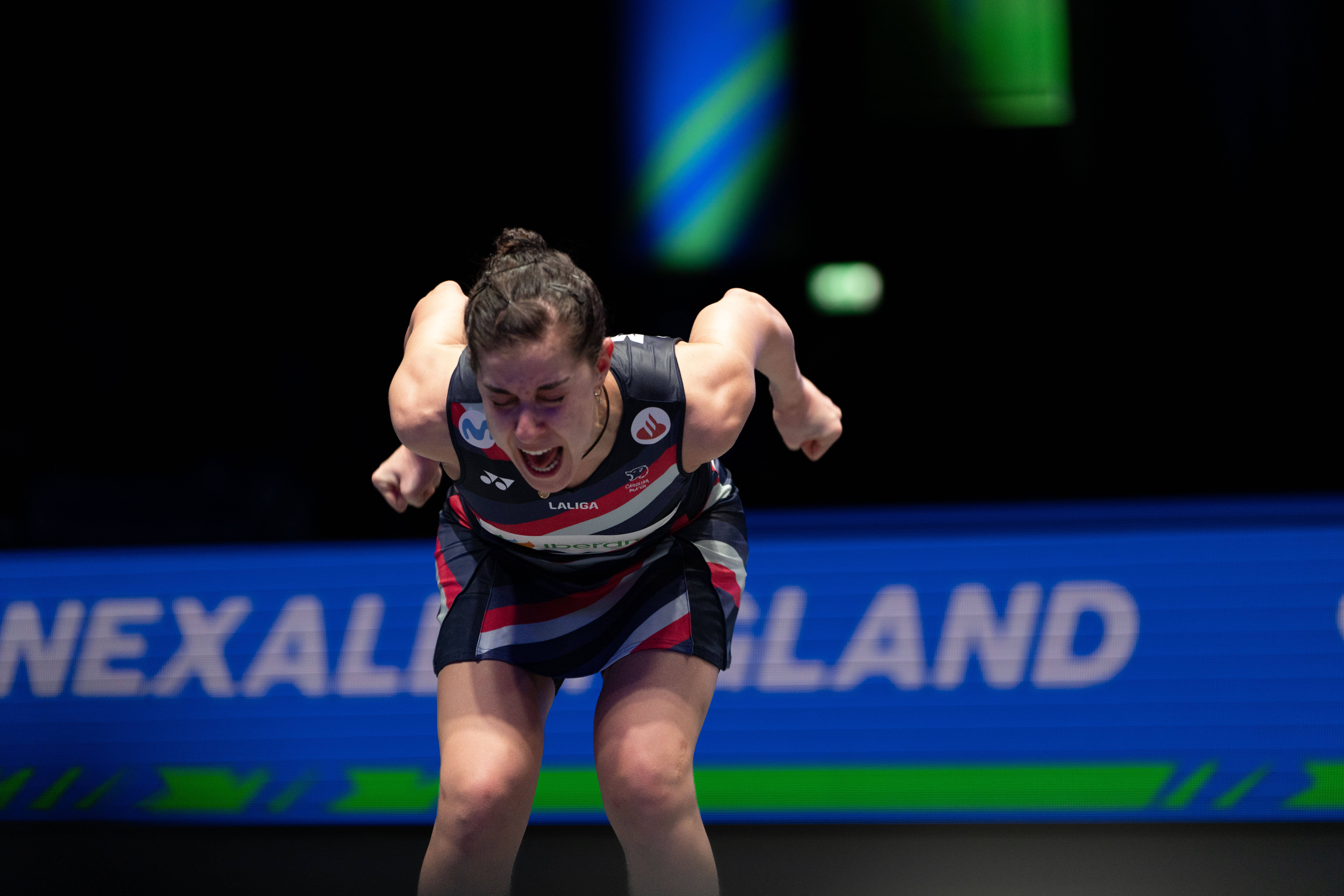 日本羽毛球队强势法国羽毛球队，马琳高光表现