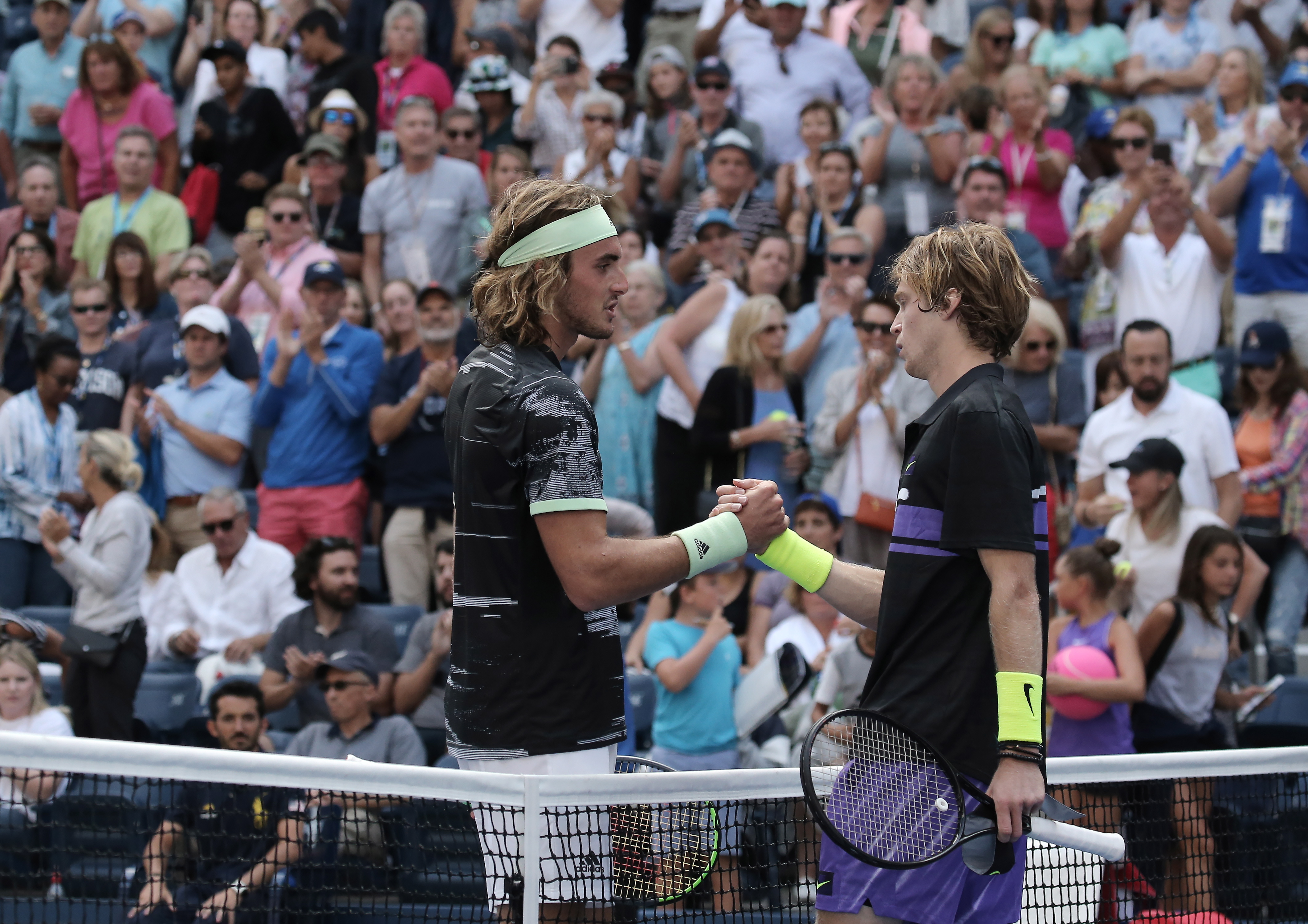 澳大利亚网球队绝杀法国网球队，西西帕斯送出助攻的简单介绍