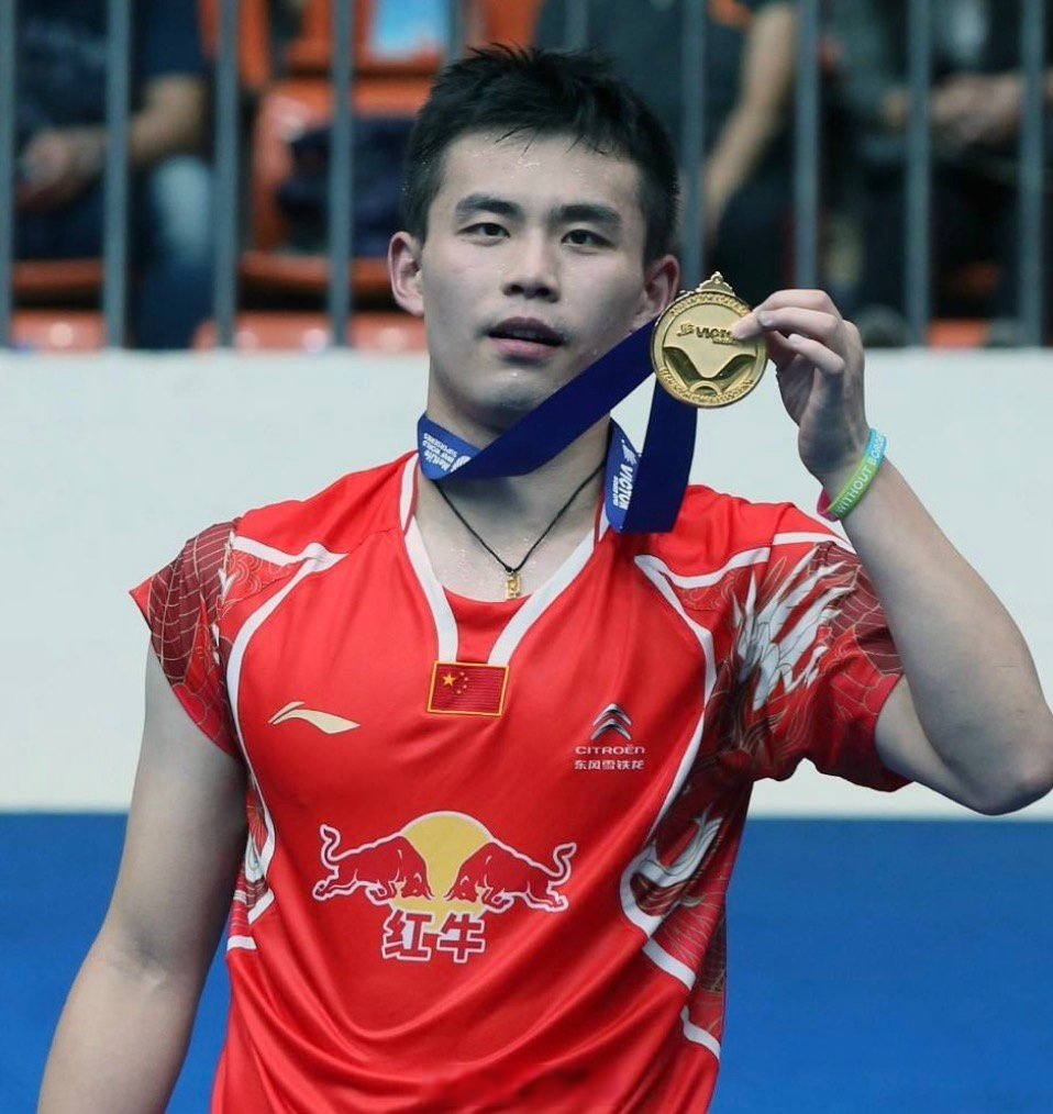 关于羽毛球队主教练发声，誓言带队登顶的信息