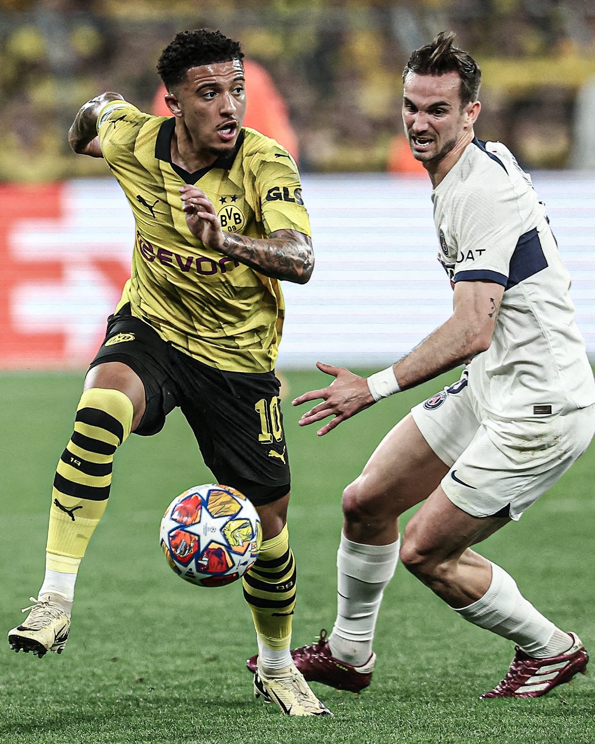 多特蒙德遭遇挑战，输球令球迷心痛