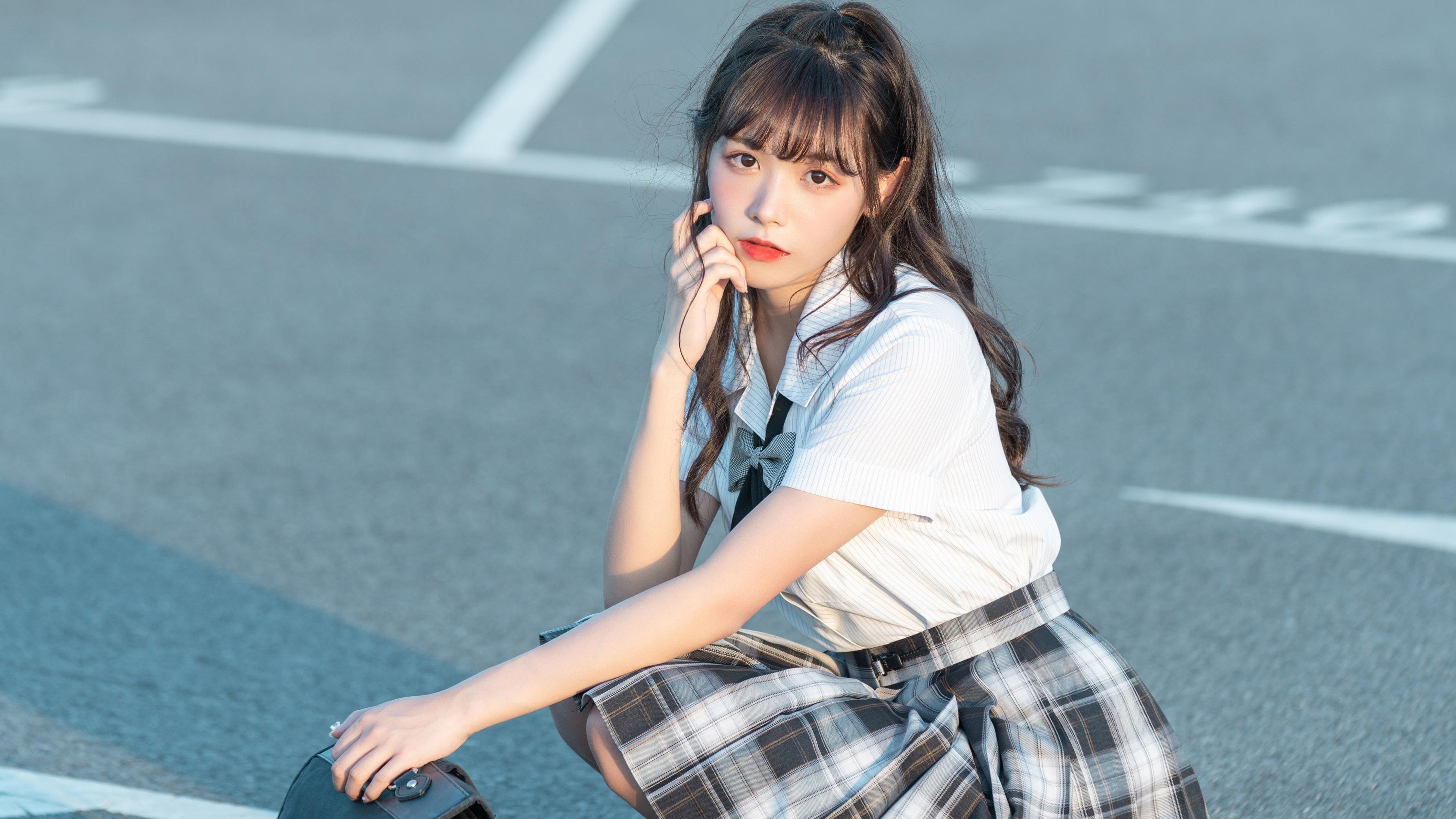 绿茵场上的唯一交响，当波兰铁骑遭遇厄瓜多尔激流，阿拉巴在远方写下新序章